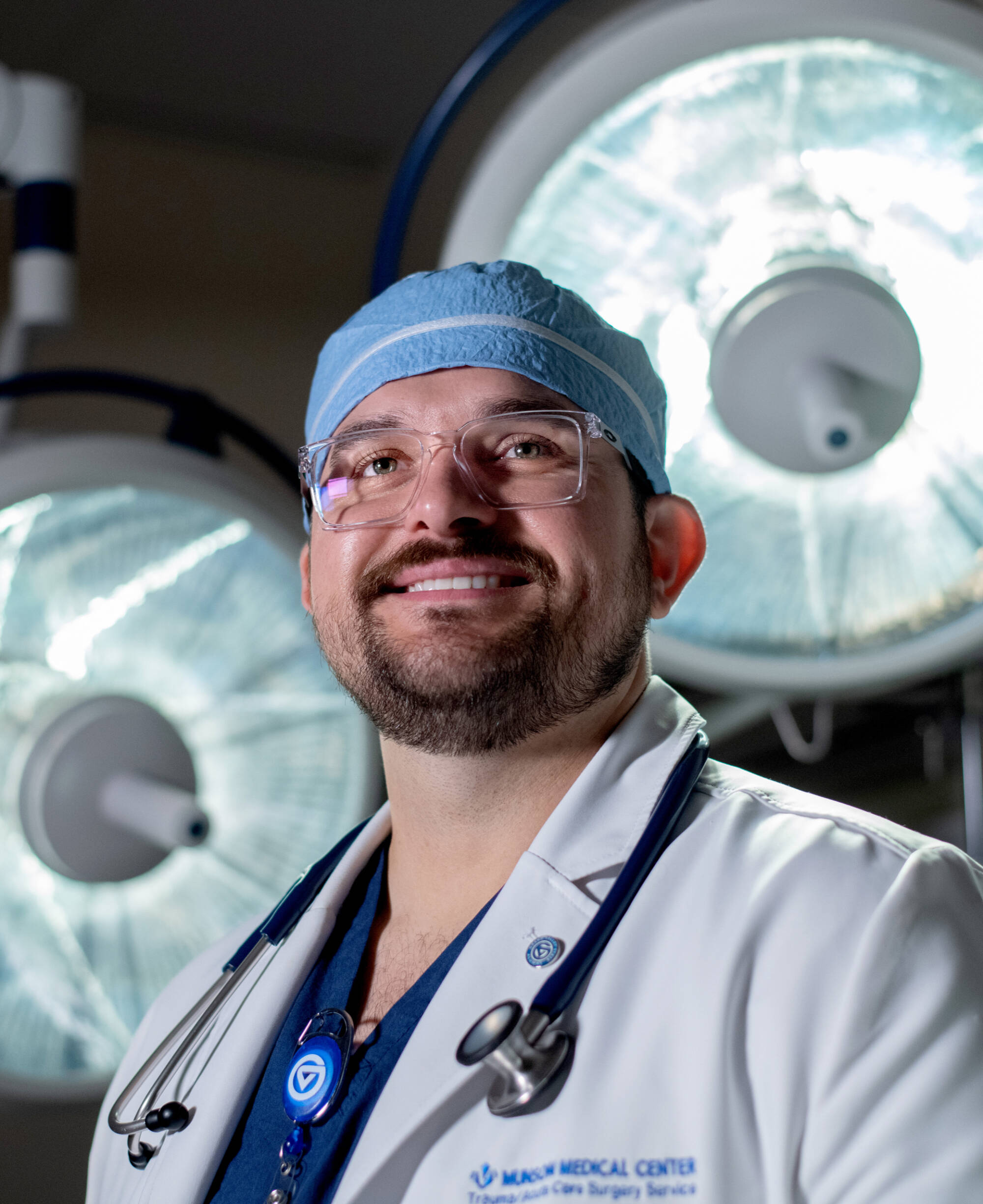 GVSU alum in a clinical setting.